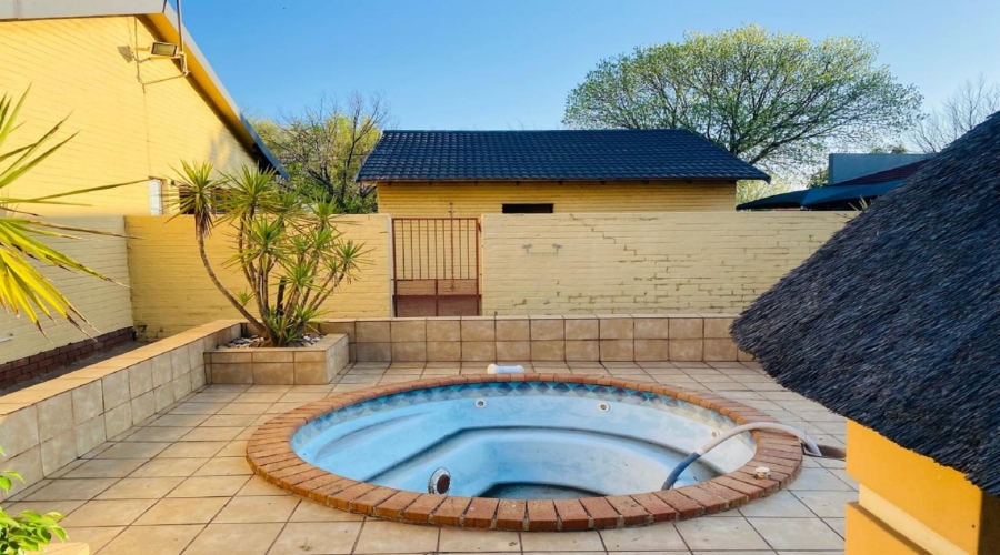 4 Bedroom Property for Sale in Sasolburg Ext 11 Free State